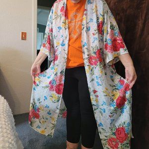 Pioneer Woman Kimono long with side splits open front
